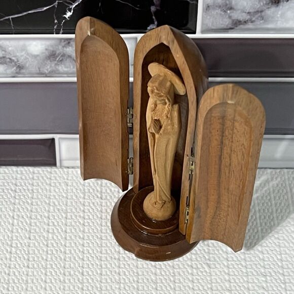 Blessed Virgin Mary Wood Carving 3-D Encased Hinged Capsule Made in Italy - Picture 17 of 17